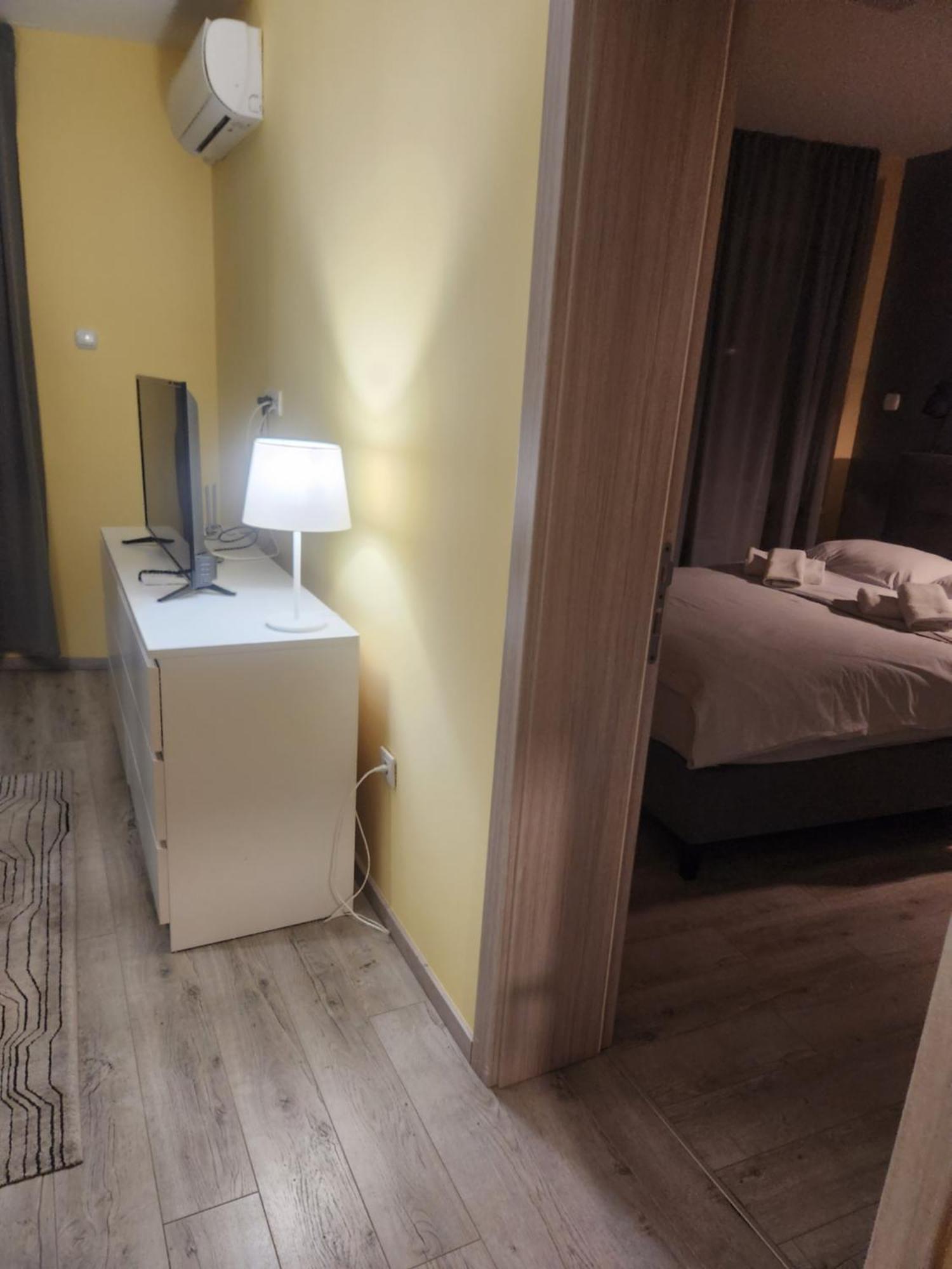 Live & Sleep Apartamento Novi Sad Exterior foto